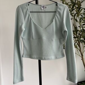 • [Princess Polly] Crop Top •